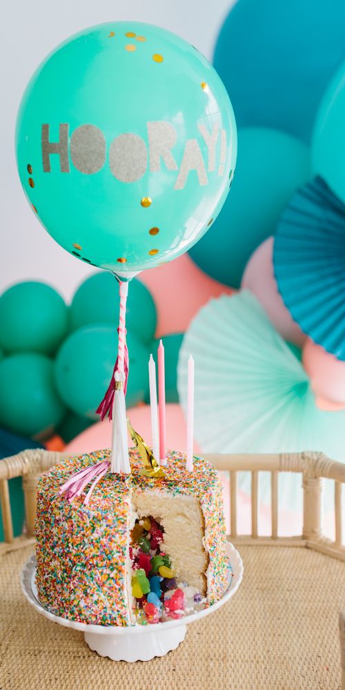 balloon decor cake L
